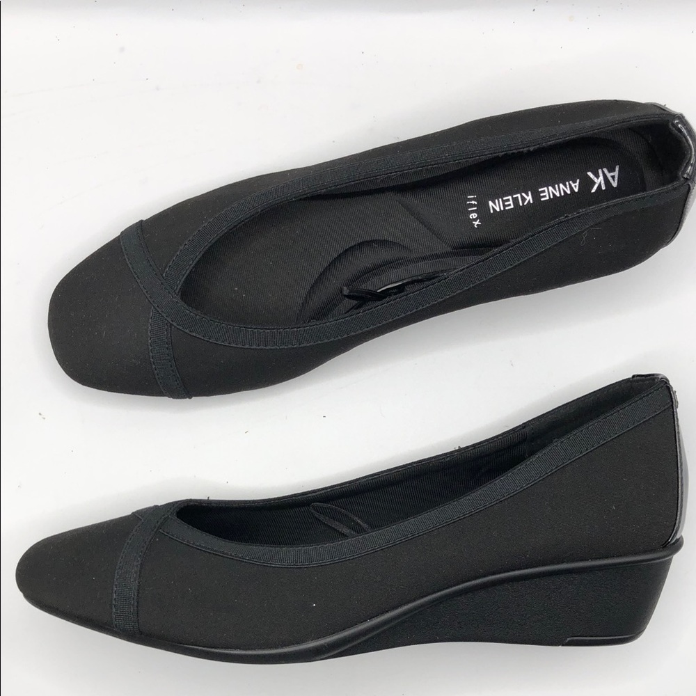 Anne Klein Women’s Black Wedge Shoes - Picture 2 of 8